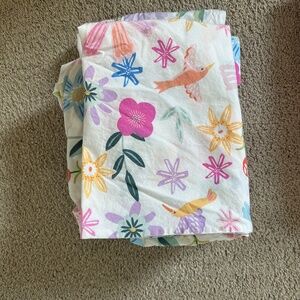 Twin sheets floral print